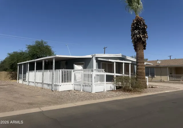 Homes for sale in Mesa, AZ | 201 S Greenfield Rd #18, Mesa, AZ 85206 | MLS# 7041705