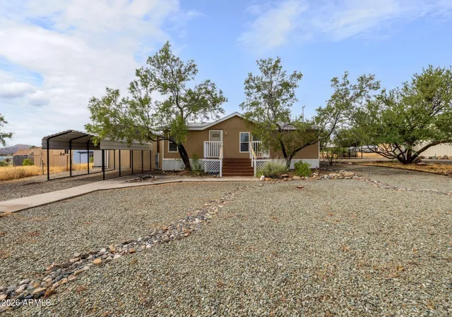 Photo 3 of Single family home for sale at 20253 E Conestoga Dr, Mayer, AZ 86333 | MLS# 7056637 | Listing updated on 2026-08-11