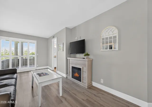 Photo 3 of Townhouse for sale at 5102 N 31st Place #433, Phoenix, AZ 85016 | MLS# 7042221 | Listing updated on 2026-07-19