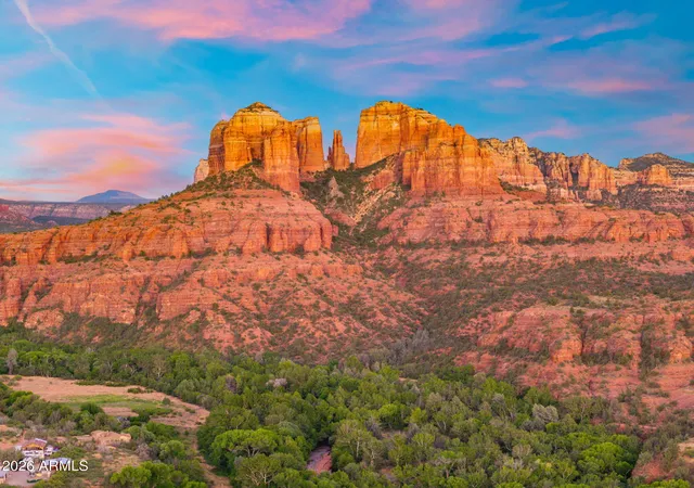 Homes for sale in Sedona, AZ | 1960 Red Rock Loop Rd, Sedona, AZ 86336 | MLS# 7041786