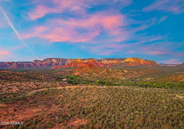 Homes for sale in Sedona, AZ | 1960 Red Rock Loop Rd, Sedona, AZ 86336 | MLS# 7041786