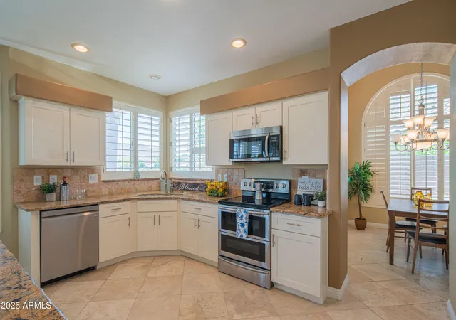 Photo 3 of Single family home for sale at 5338 W Tonopah Dr, Glendale, AZ 85308 | MLS# 7041818 | Listing updated on 2026-10-06