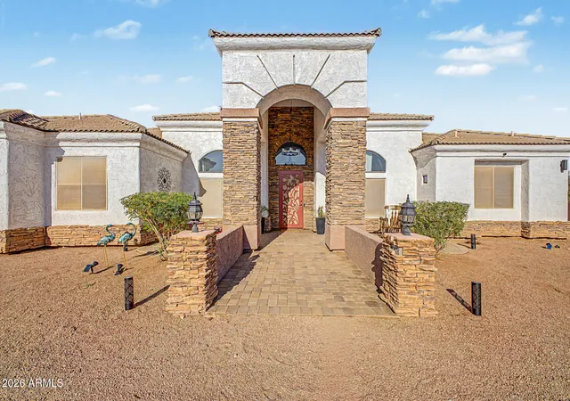 2nd image of 529 S Val Vista Rd, Apache Junction, AZ 85119 | MLS# 7042897