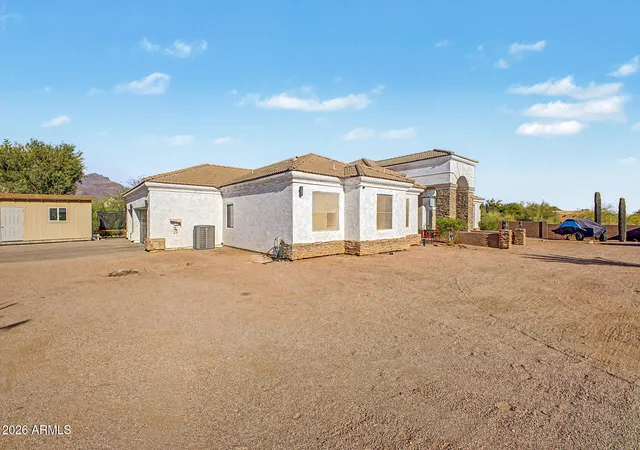Photo 4 of Single family home for sale at 529 S Val Vista Rd, Apache Junction, AZ 85119 | MLS# 7042897 | Listing updated on 2026-08-11