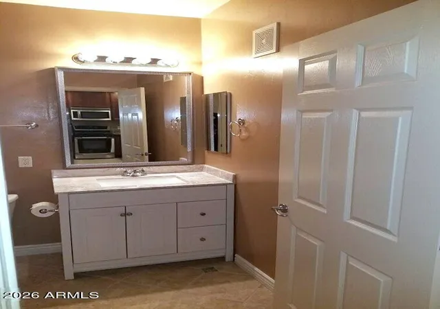5th image of 5350 E Deer Vly Dr E, Phoenix, AZ 85054