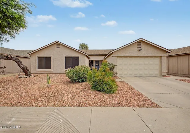 Homes for sale in Phoenix, AZ | 3073 W Country Club Ter, Phoenix, AZ 85027 | MLS# 7041996