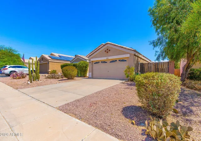 Photo 2 of Single family home for sale at 11173 W Manzanita Dr, Peoria, AZ 85345 | MLS# 7043017 | Listing updated on 2026-08-26