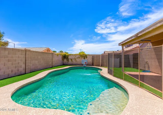 Photo 3 of Single family home for sale at 11173 W Manzanita Dr, Peoria, AZ 85345 | MLS# 7043017 | Listing updated on 2026-08-26