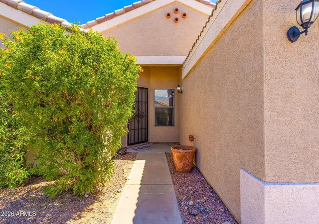 Photo 4 of Single family home for sale at 11173 W Manzanita Dr, Peoria, AZ 85345 | MLS# 7043017 | Listing updated on 2026-10-30