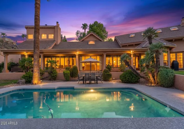 Photo 4 of Single family home for sale at 14810 N 15th Avenue, Phoenix, AZ 85023 | MLS# 7060661 | Listing updated on 2026-10-02