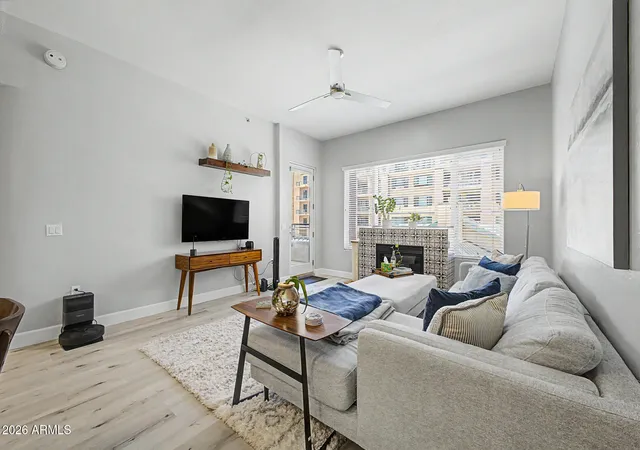 2nd image of 16 W Encanto Blvd #303, Phoenix, AZ 85003 | MLS# 7043654