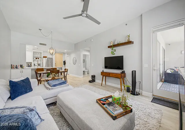 4th image of 16 W Encanto Blvd #303, Phoenix, AZ 85003 | MLS# 7043654