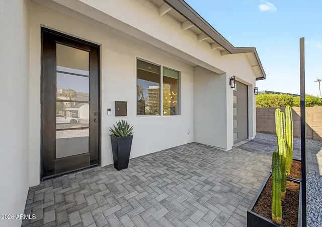 Photo 3 of Single family home for sale at 6736 E 1st Avenue, Scottsdale, AZ 85251 | MLS# 7049939 | Listing updated on 2026-09-18