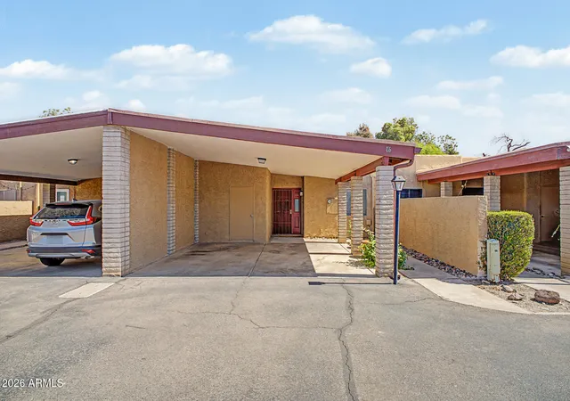 Photo 2 of Townhouse for sale at 910 N Center St #16, Mesa, AZ 85201 | MLS# 7049175 | Listing updated on 2026-09-15