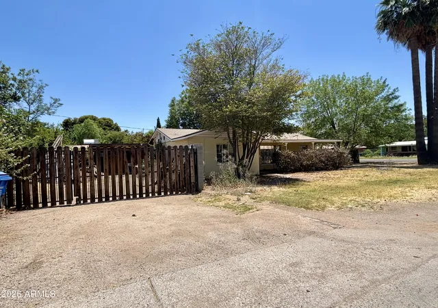 Photo 3 of Single family home for sale at 2335 W Myrtle Ave, Phoenix, AZ 85021 | MLS# 7042318 | Listing updated on 2026-09-21