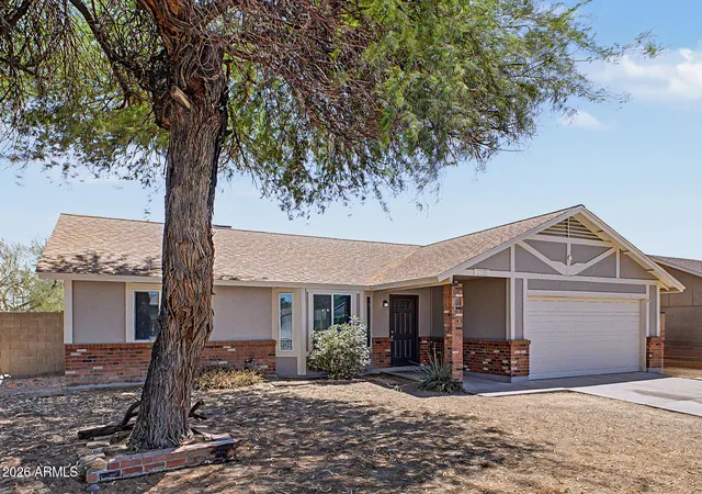 Photo 2 of Sale Pending at 7055 E Gary St, Mesa, AZ 85207 | MLS# 7042350 | Listing updated on 2026-09-14