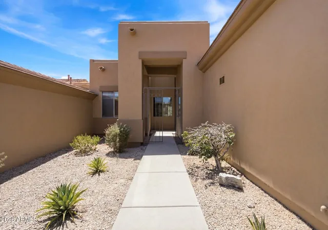Homes for sale in Fountain Hills, AZ | 14951 E Desert Willow Dr #8, Fountain Hills, AZ 85268 | MLS# 7044103