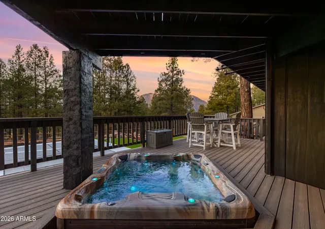 Photo 3 of Single family home for sale at 2055 N Fox Hl Rd, Flagstaff, AZ 86004 | MLS# 7042437 | Listing updated on 2026-09-12