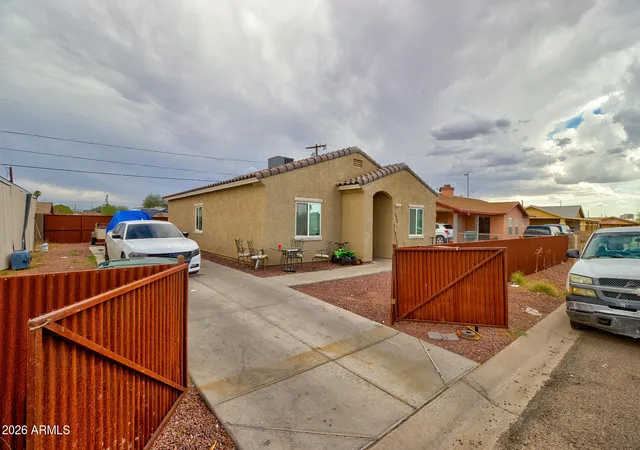 Photo 2 of Single family home for sale at 525 W 13th Place, Casa Grande, AZ 85122 | MLS# 7043011 | Listing updated on 2026-09-22