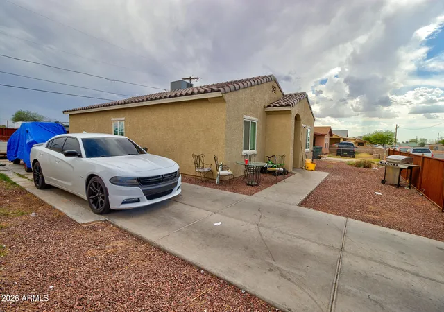 Photo 3 of Single family home for sale at 525 W 13th Place, Casa Grande, AZ 85122 | MLS# 7043011 | Listing updated on 2026-09-22