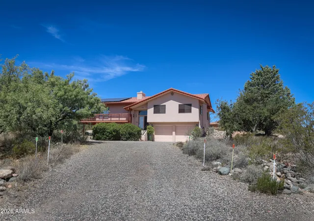 1st image of 700 Redtail Hawk Dr, Clarkdale, AZ 86324 | MLS# 7042627