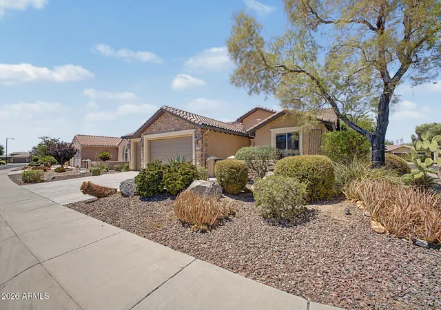 2nd image of 27002 W Runion Dr, Buckeye, AZ 85396 | MLS# 7042560