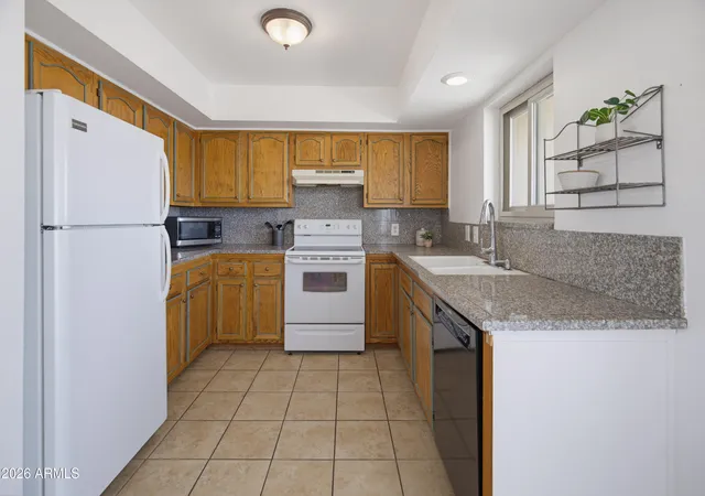 Homes for sale in Fountain Hills, AZ | 16624 E Palisades Blvd -- #204, Fountain Hills, AZ 85268 | MLS# 7048305