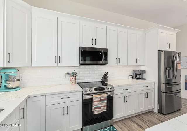 Photo 4 of Single family home for sale at 3925 W Moon Dust Trl, San Tan Valley, AZ 85144 | MLS# 7042595 | Listing updated on 2026-09-28