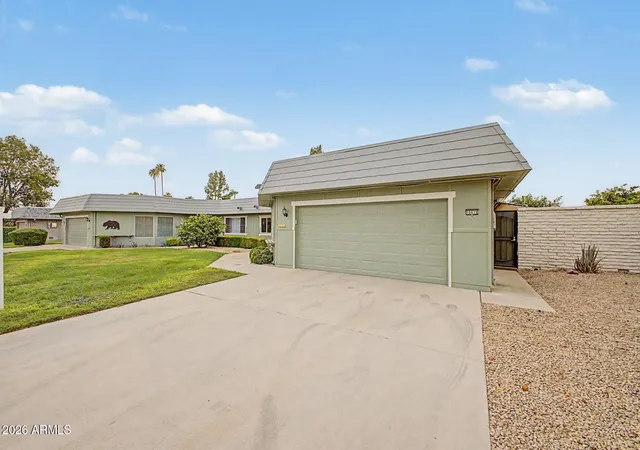 Photo 2 of Townhouse for sale at 10419 W Campana Dr, Sun City, AZ 85351 | MLS# 7042621 | Listing updated on 2026-09-19