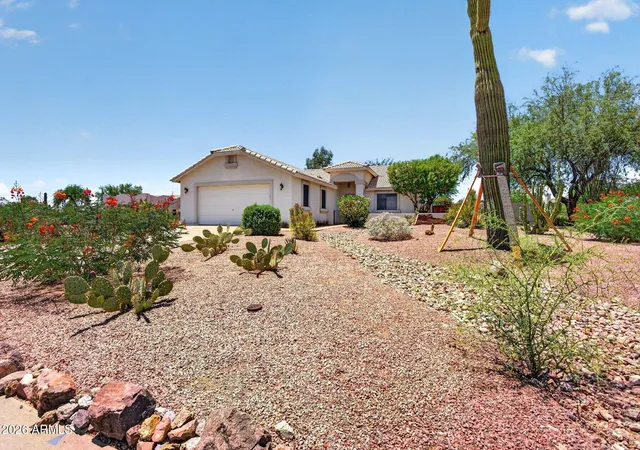 Photo 3 of Single family home for sale at 9421 E Sleepy Holw Trl, Gold Canyon, AZ 85118 | MLS# 7042841 | Listing updated on 2026-09-12