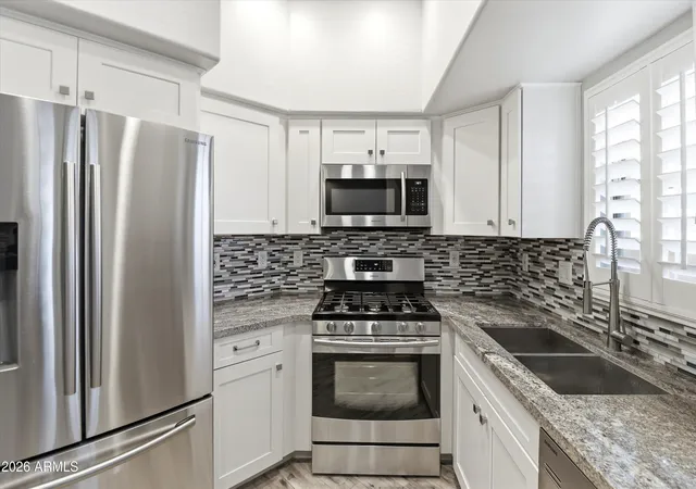 Photo 3 of Townhouse for sale at 5015 E Cheyenne Dr #17, Phoenix, AZ 85044 | MLS# 7045498 | Listing updated on 2026-09-11