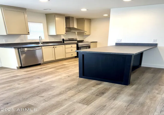 Photo 3 of Sale Pending at 1550 W Southern Ave #20, Phoenix, AZ 85041 | MLS# 7042810 | Listing updated on 2026-09-04
