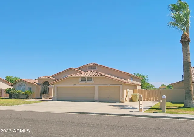 Photo 3 of Sale Pending at 6131 W Desert Cvs Ave, Glendale, AZ 85304 | MLS# 7042827 | Listing updated on 2026-09-10