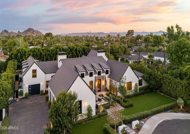 Photo 1 of Mansion for sale at 5843 E Calle Del Sud, Phoenix, AZ 85018 | MLS# 7047179 | Listing updated on 2026-09-03