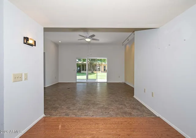 3rd image of 10314 W Spanish Moss Ln, Sun City, AZ 85373 | MLS# 7045065