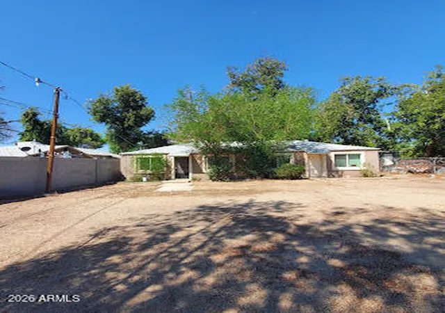Photo 7 of Townhouse for sale at 6544 N 59th Drive, Glendale, AZ 85301 | MLS# 7043382 | Listing updated on 2026-08-25