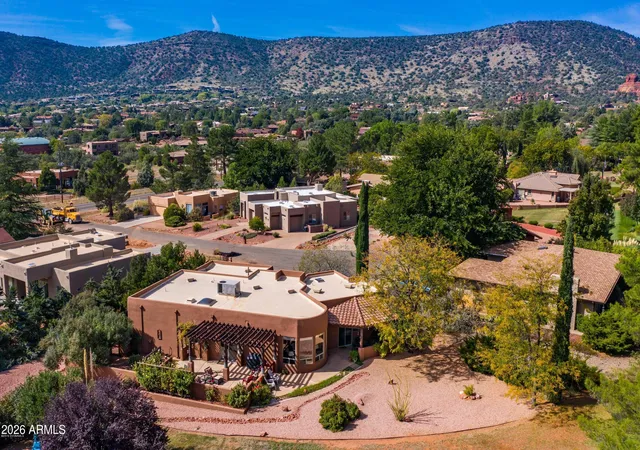 Homes for sale in Sedona, AZ | 40 Mesa Vista Dr, Sedona, AZ 86351 | MLS# 7044333