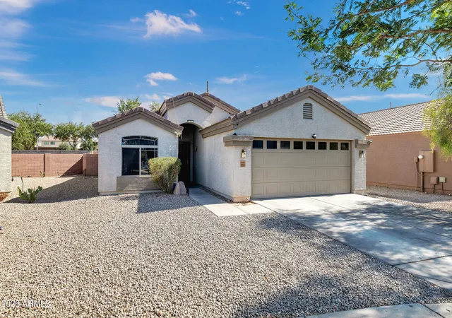 Photo 1 of Single family home for sale at 3233 W Huntington Dr, Phoenix, AZ 85041 | MLS# 7042916 | Listing updated on 2026-09-14