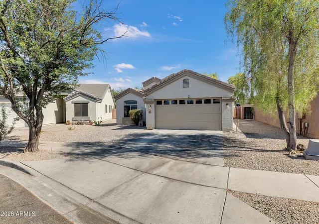 Photo 2 of Single family home for sale at 3233 W Huntington Dr, Phoenix, AZ 85041 | MLS# 7042916 | Listing updated on 2026-09-14