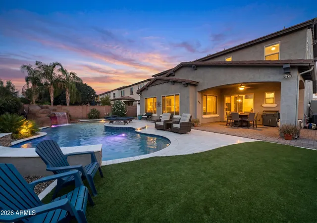 Photo 4 of Sale Pending at 2894 E Wyatt Way, Gilbert, AZ 85297 | MLS# 7043403 | Listing updated on 2026-09-18
