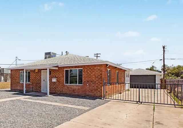 Photo 1 of Single family home for sale at 1917 W Whitton Ave, Phoenix, AZ 85015 | MLS# 7043102 | Listing updated on 2026-09-09