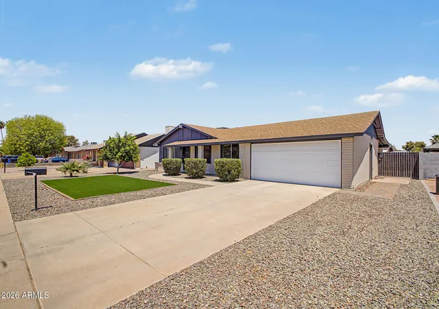 Photo 3 of Sale Pending at 8754 W Elm St, Phoenix, AZ 85037 | MLS# 7043324 | Listing updated on 2026-09-18
