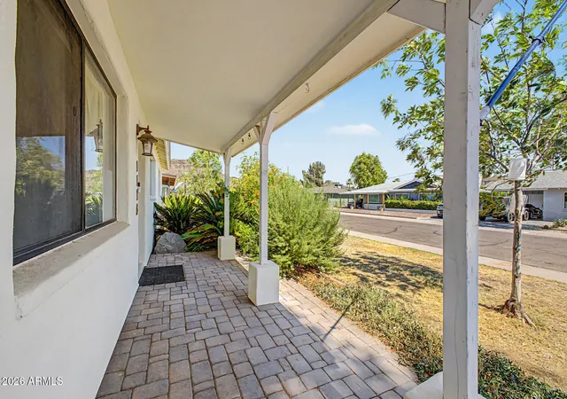 Photo 3 of Single family home for sale at 1118 E Diana Ave, Phoenix, AZ 85020 | MLS# 7044766 | Listing updated on 2026-09-25