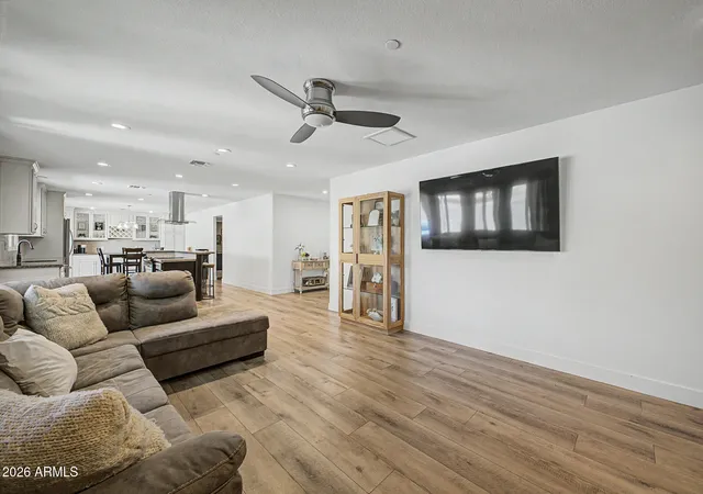 Photo 3 of Single family home for sale at 8720 E Whitton Ave, Scottsdale, AZ 85251 | MLS# 7043582 | Listing updated on 2026-08-20