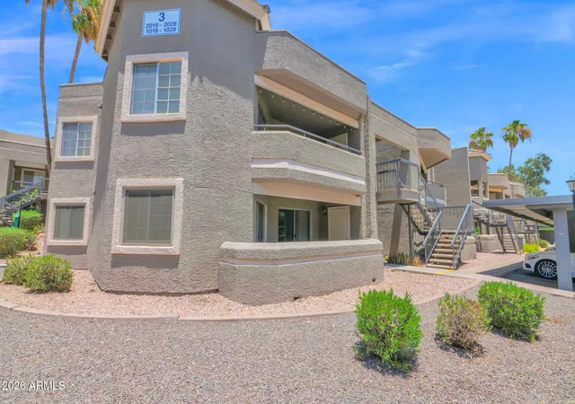 2nd image of Cliffs at North Canyon, Phoenix, AZ 85022