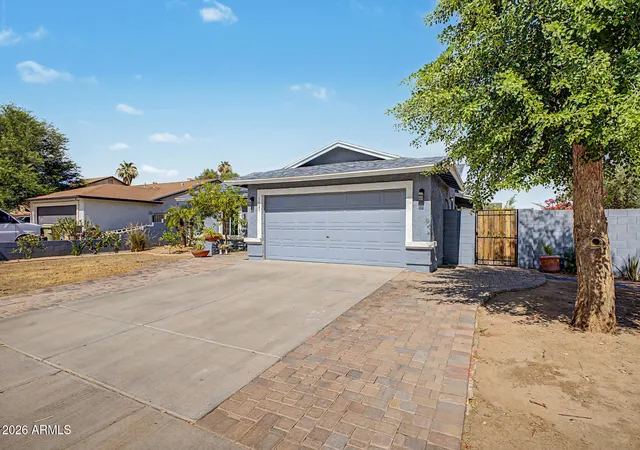 Photo 3 of Sale Pending at 5421 N 73rd Drive, Glendale, AZ 85303 | MLS# 7043443 | Listing updated on 2026-09-15