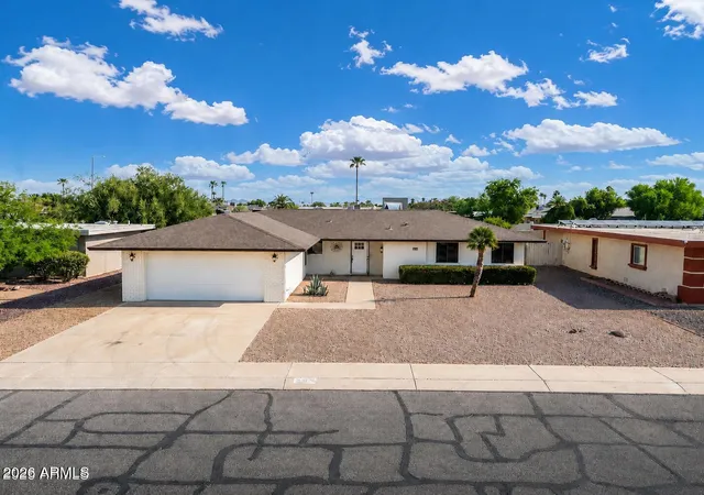 1st image of 10610 W Garnette Dr, Sun City, AZ 85373 | MLS# 7043029