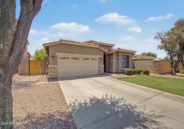Photo 2 of Single family home for sale at 6492 S View Ln, Gilbert, AZ 85298 | MLS# 7043043 | Listing updated on 2026-09-18