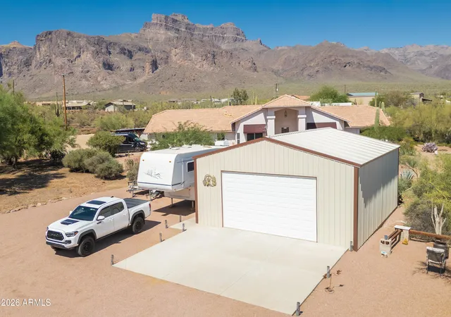 Homes for sale in Apache Junction, AZ | 83 S Geronimo Rd, Apache Junction, AZ 85119 | MLS# 7046134