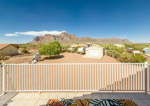 Homes for sale in Apache Junction, AZ | 83 S Geronimo Rd, Apache Junction, AZ 85119 | MLS# 7046134
